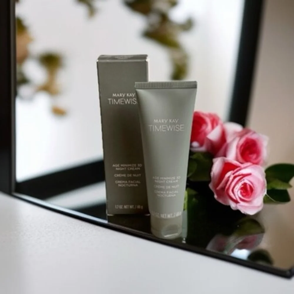 Mary Kay TimeWise 3D Night Cream 1.7 oz Combination to Oily Skin NIB